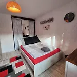 Lordis Privatunterkunft *