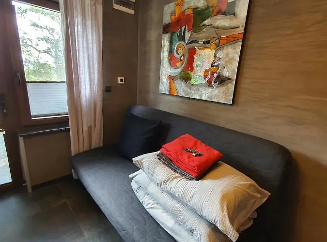 Lordis كرينيتا مورسكا