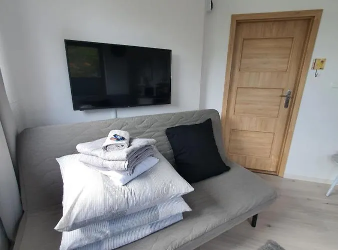 Lordis * كرينيتا مورسكا